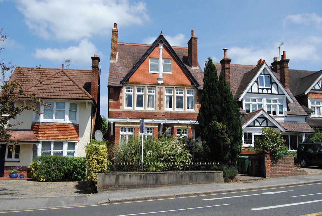 Reigate Road, Reigate 11572 Move Revolution