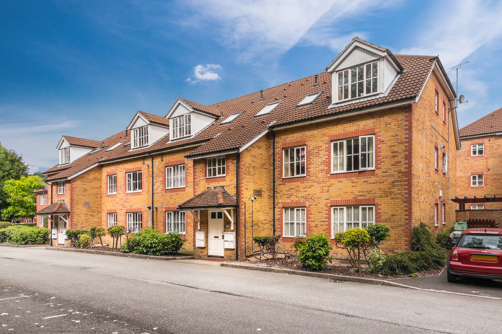 Aspen Vale, Whyteleafe 13329 Move Revolution