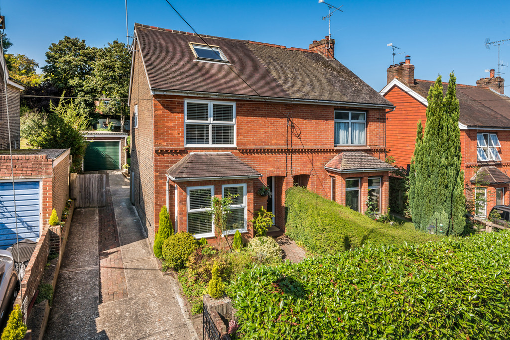 Deanland Road, 13431 Move Revolution