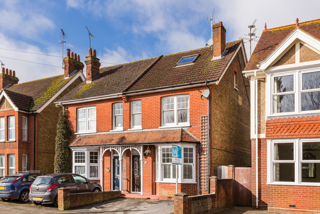 Junction Road, Burgess Hill 13709 Move Revolution