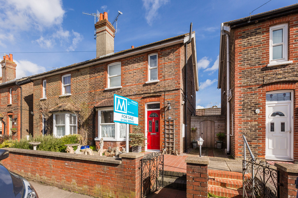 Godstone Road, Lingfield 13944 Move Revolution