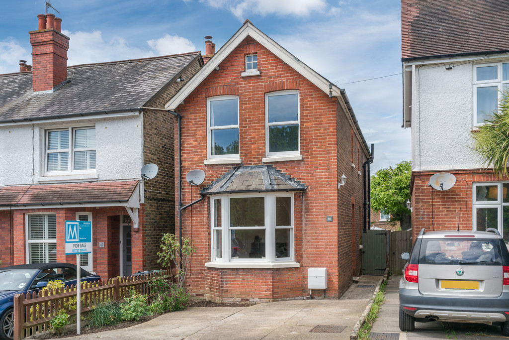 Knighton Road, Redhill 14355 Move Revolution