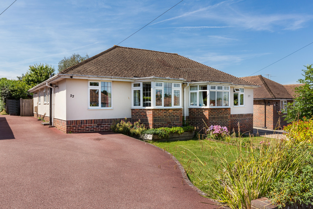 Linden Avenue, East Grinstead 14724 Move Revolution