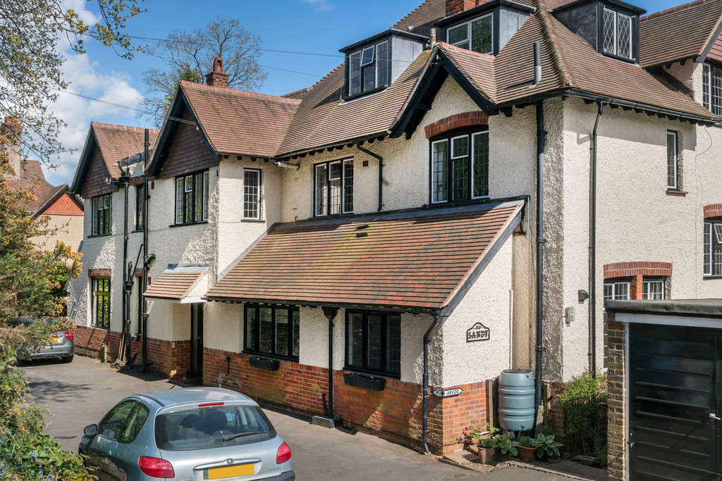 Bluehouse Lane, Oxted 14796 Move Revolution