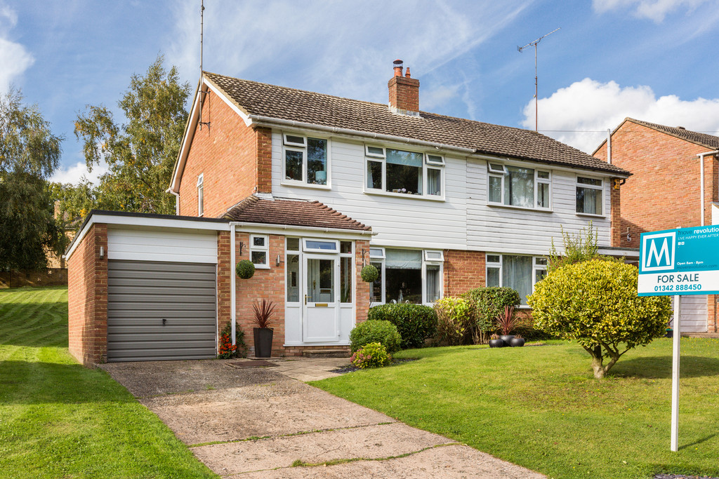 Kipling Way, East Grinstead 15027 Move Revolution