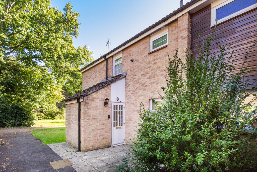 Kittiwake Close, Kittiwake Close, Crawley 15008 Move Revolution