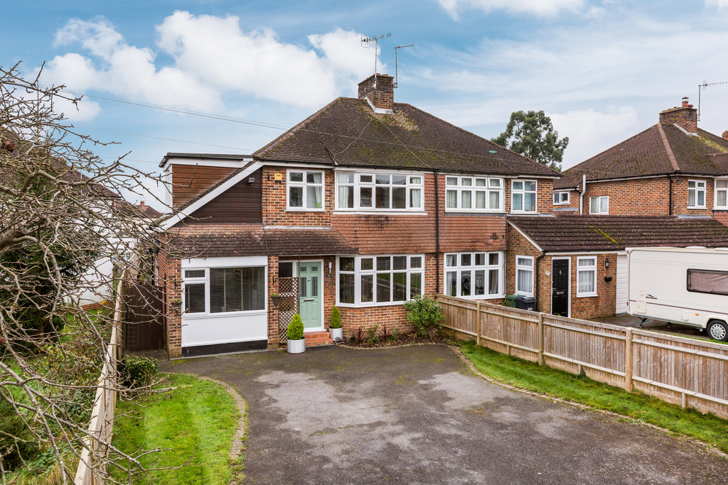 Sandcross Lane, Reigate 12449 Move Revolution