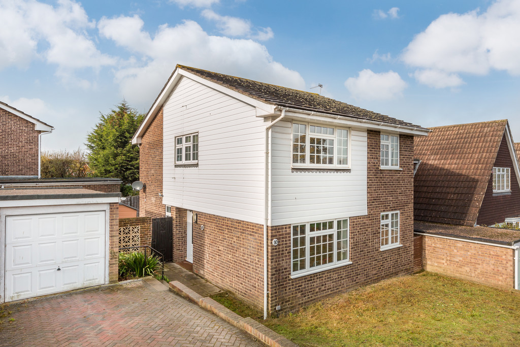 Dunstall Farm Road, Burgess Hill 14200 Move Revolution