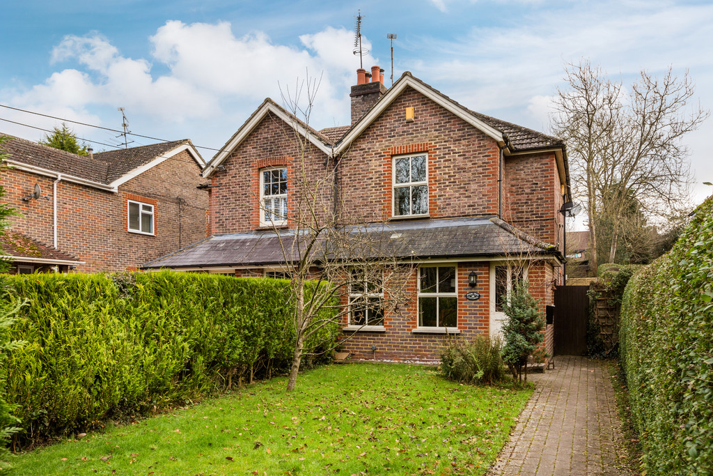 Ham Lane, Scaynes Hill, Haywards Heath 15276 Move Revolution