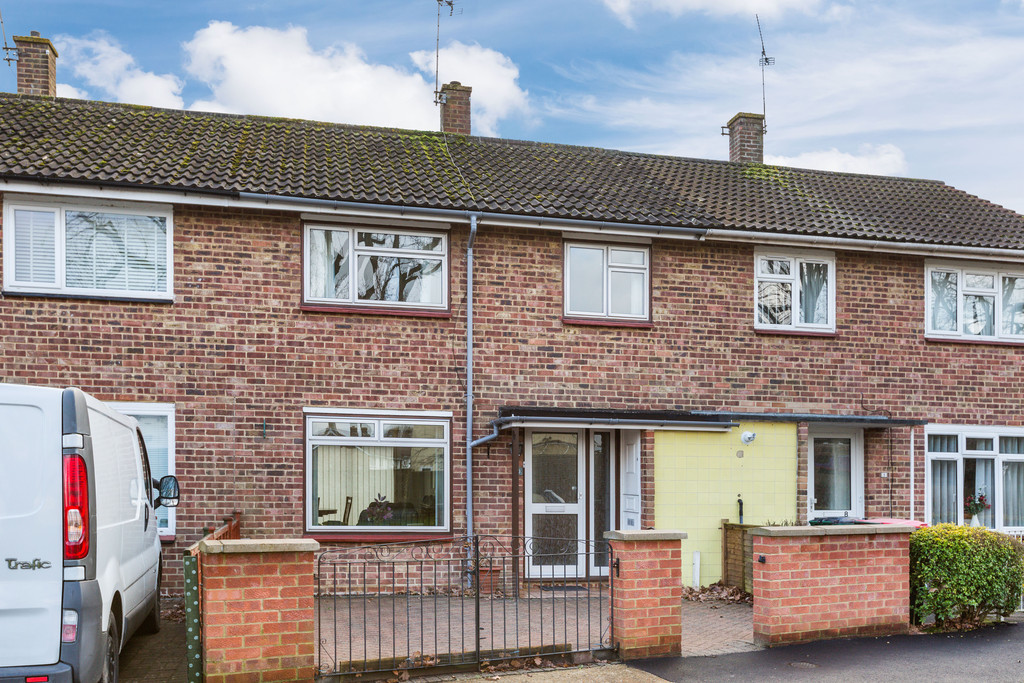 Shackleton Road, Crawley 15405 Move Revolution