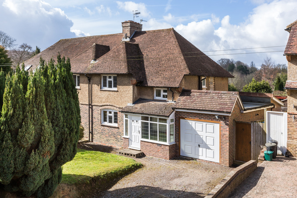 Tilburstow Hill Road, Godstone 15598 Move Revolution