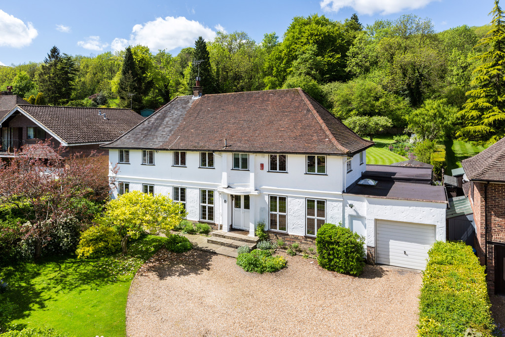 Dome Hill, Caterham 15648 Move Revolution