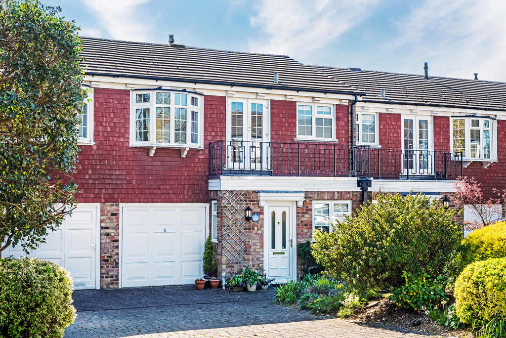 Linden Grove, Lindfield 15395 Move Revolution