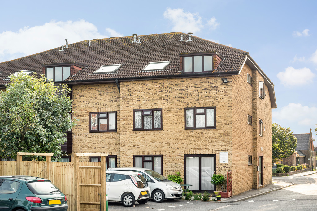 London Road, Burgess Hill 15651 Move Revolution