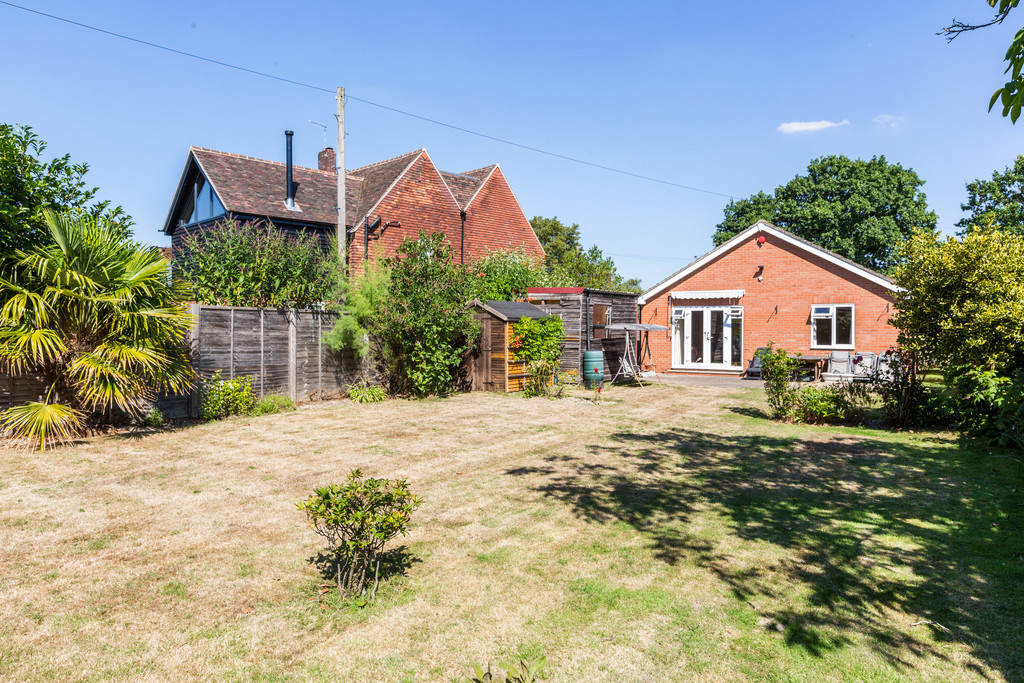 Church Road, Paddock Wood, Tonbridge 16073 Move Revolution