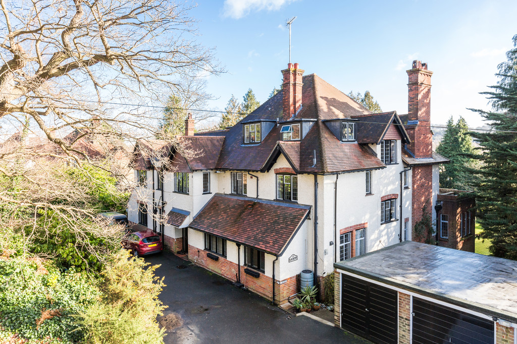 Bluehouse Lane, Oxted 16589 Move Revolution