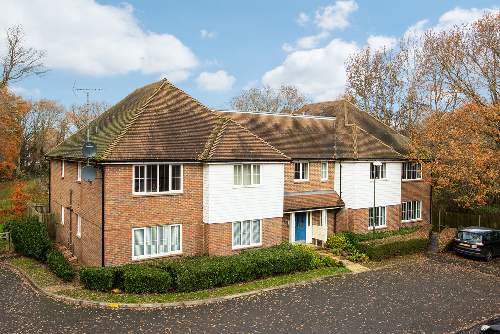 Sycamore Drive, Burgess Hill 17473 Move Revolution