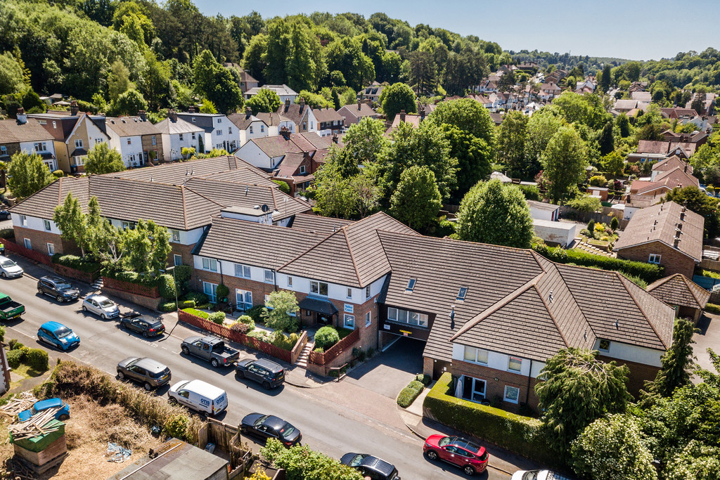 Beechwood Gardens, Caterham 17981 Move Revolution