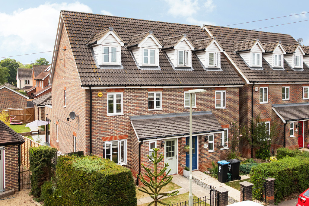 Crowhurst Road, Lingfield 16316 Move Revolution