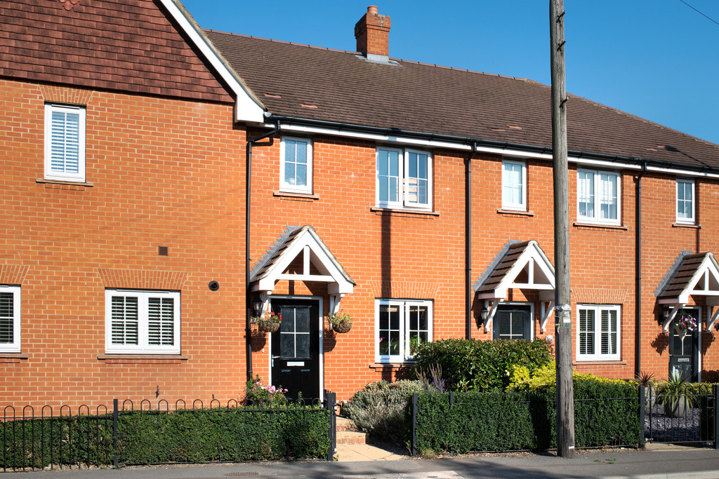 London Road, Burgess Hill 15489 Move Revolution