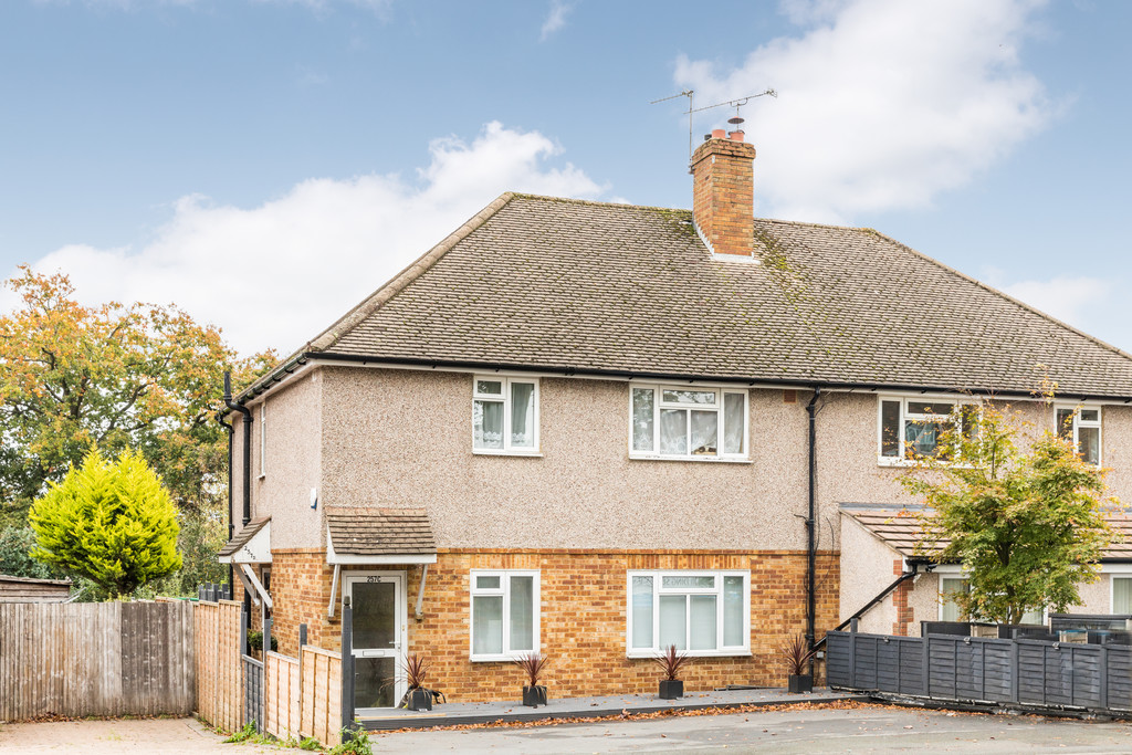 Coulsdon Road, Caterham 18584 Move Revolution