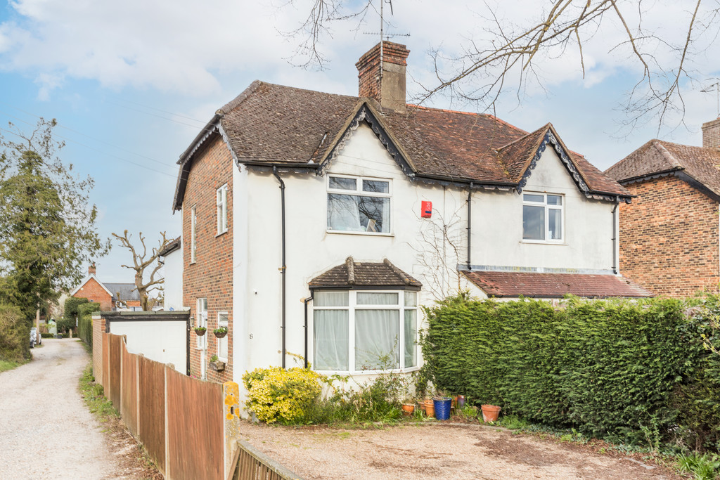 Blindley Heath, Lingfield 18827 Move Revolution