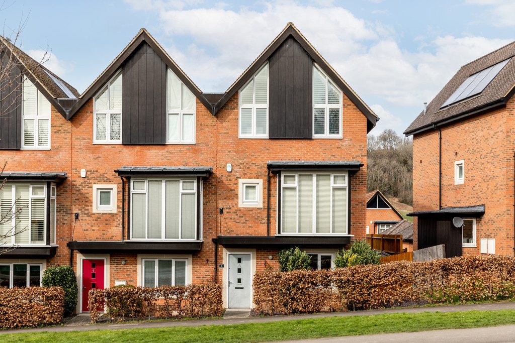 Roundburrow Close, Warlingham